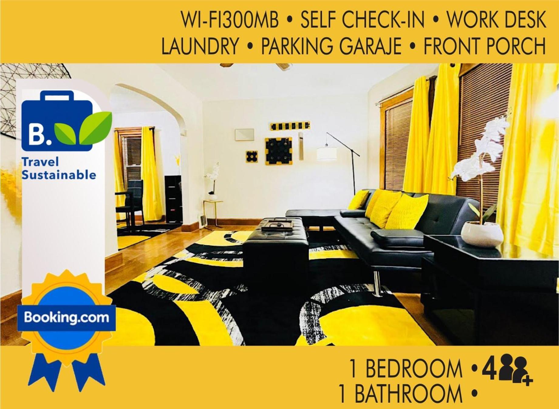 The Amber Retreat - Brooklyn Centre Comfort - Charming Space For Families, Couples & Business Travelers Near Downtown - With 300Mb Wifi, Parking & Self Check-In Cleveland Bagian luar foto